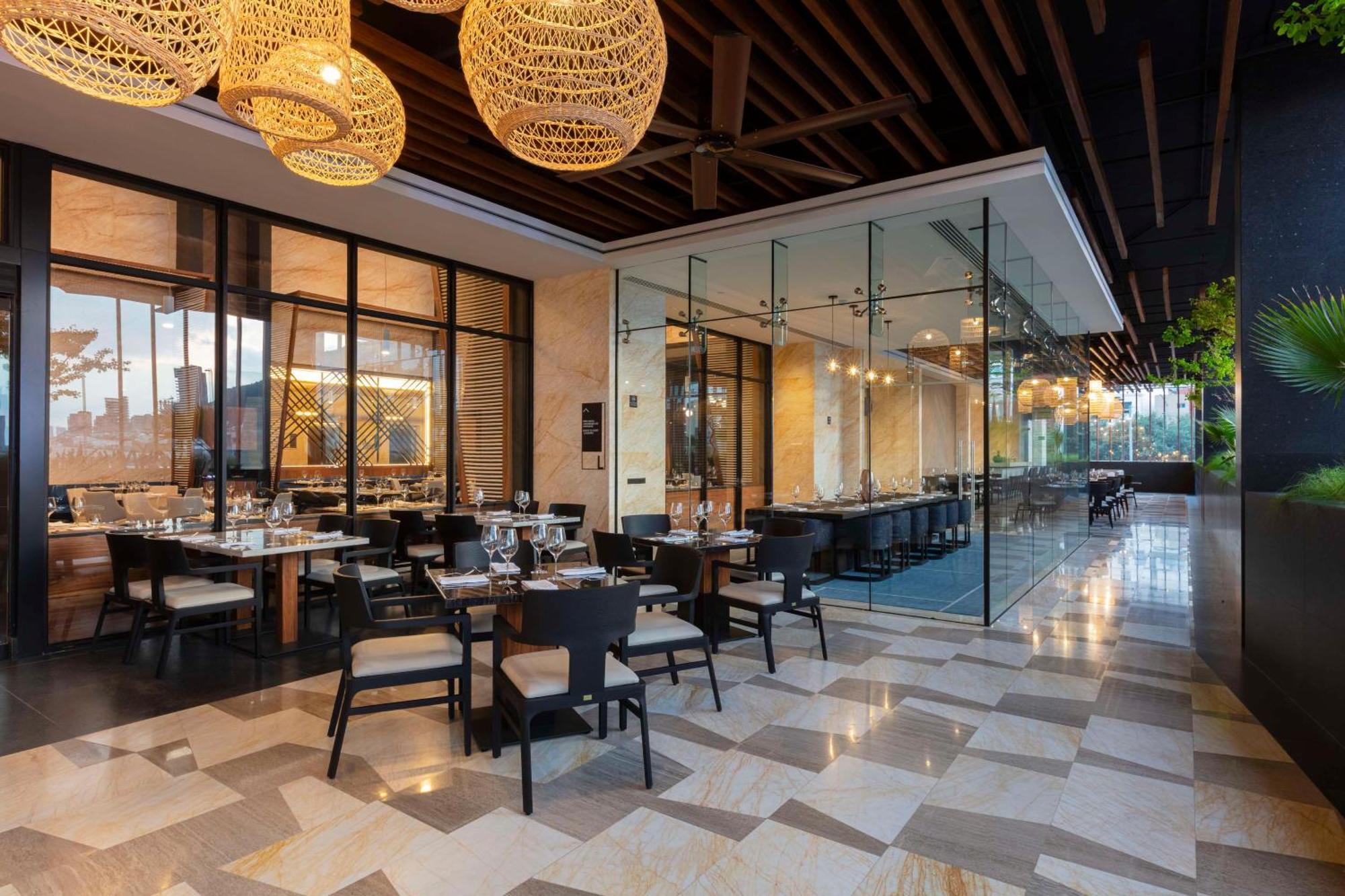 Hilton Monterrey Valle Exterior photo